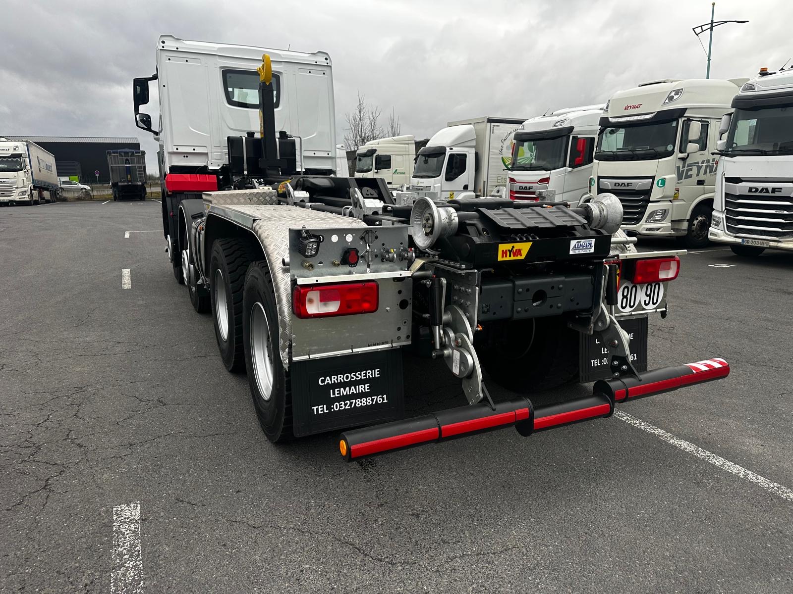 DAF-XFc-8x4-BRAS-en-stock-04